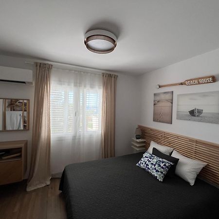 דירות פאהיה Modern Seaview Townhouse In Coral Bay (Adults Only) מראה חיצוני תמונה